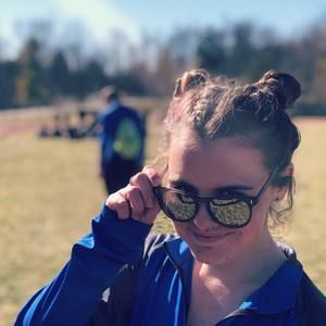 Meet your Posher, Leah